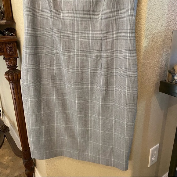 NWOT~TED BAKER Women Gray Plaid V-Neck Sleeveless Career Party Dress Size 5-12US - Picture 3 of 9